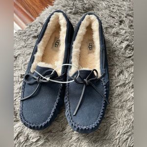 Womens Ugg slippers